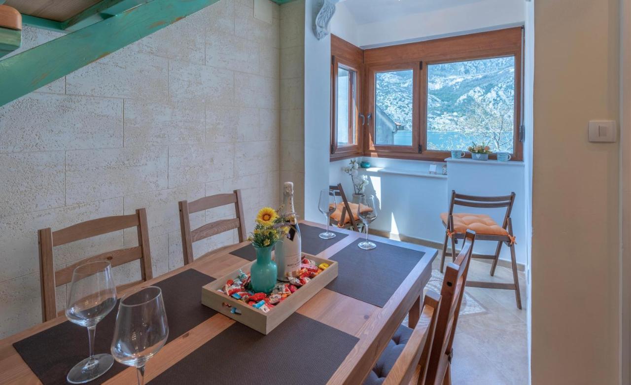 Apartmán Rhizon Risan Exteriér fotografie